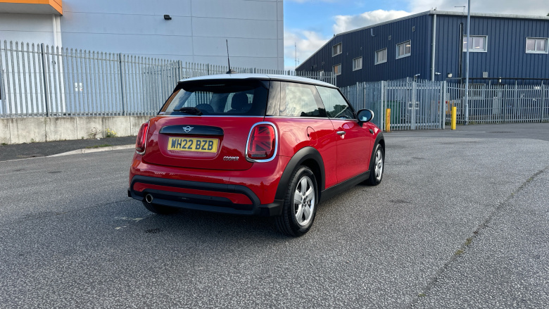 MINI Hatchback 1.5 Cooper Classic 3dr Petrol Hatchback